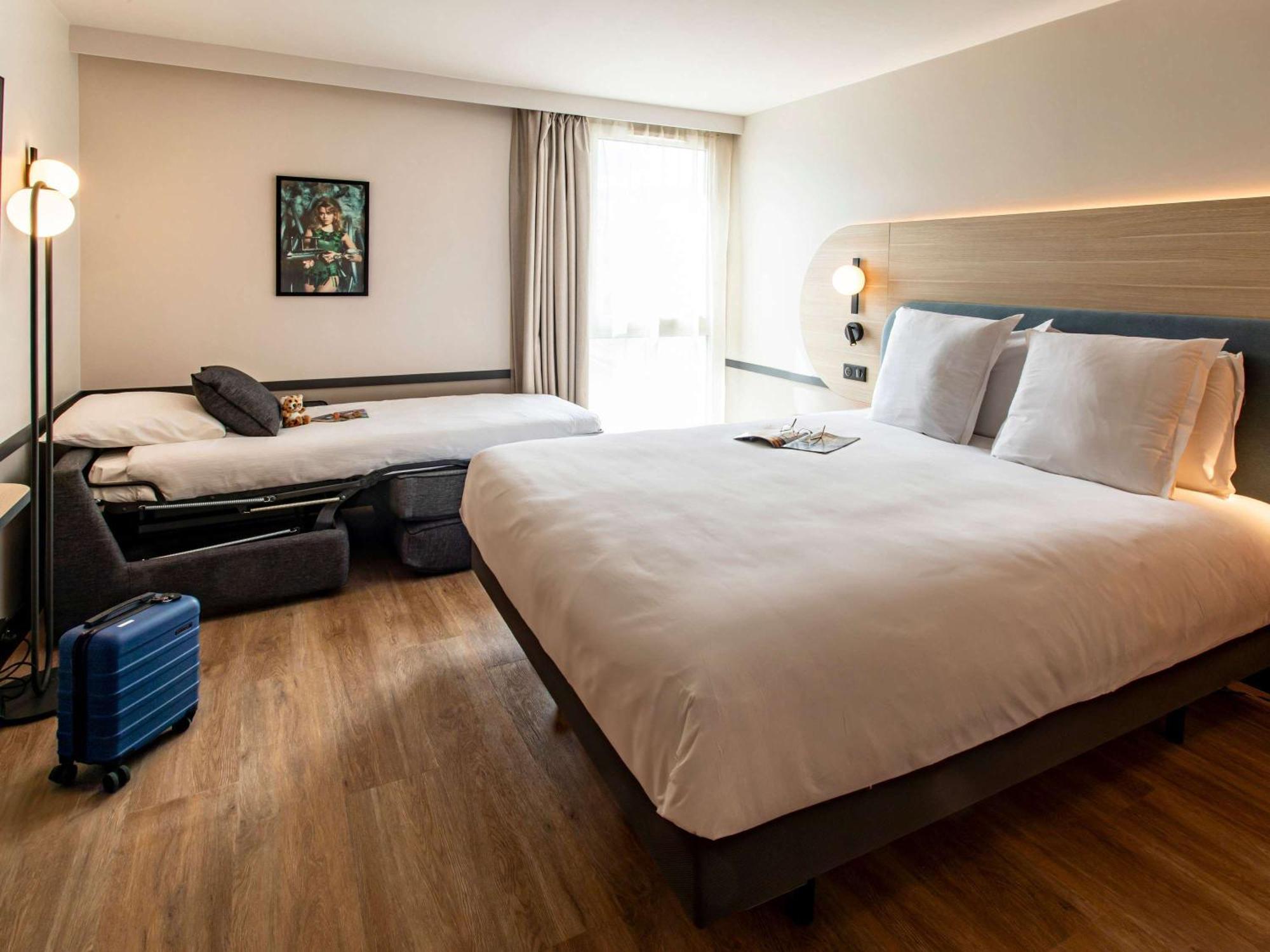 เมอร์เคียว อ็องกูเลิม - โฮเทล เดอ ฟร้องซ์ Hotel อองกูแลม ภายนอก รูปภาพ