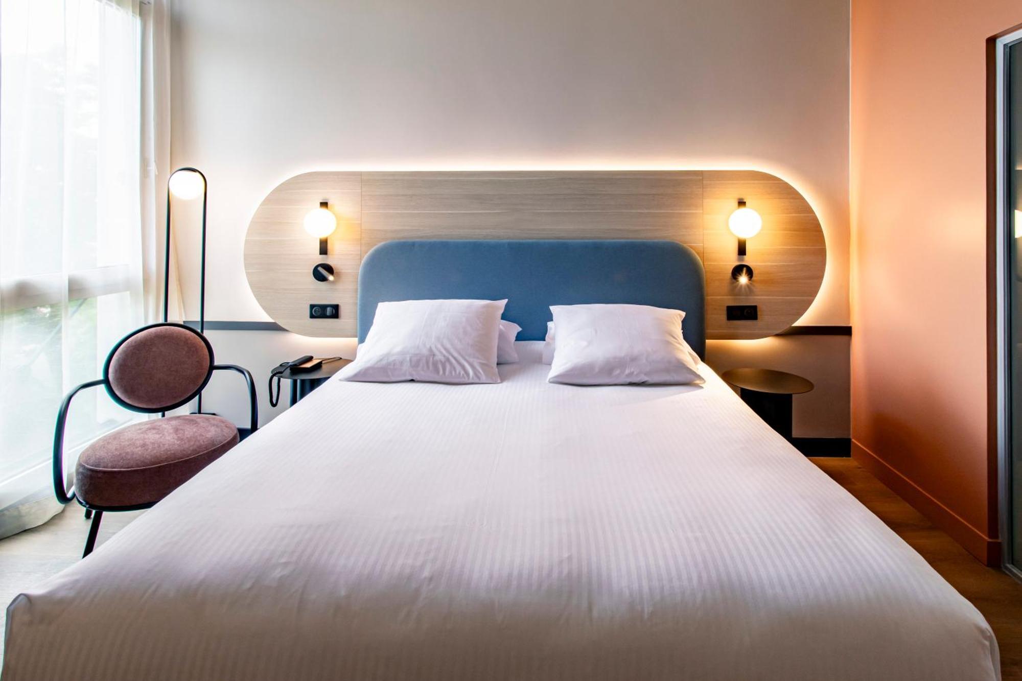 เมอร์เคียว อ็องกูเลิม - โฮเทล เดอ ฟร้องซ์ Hotel อองกูแลม ภายนอก รูปภาพ