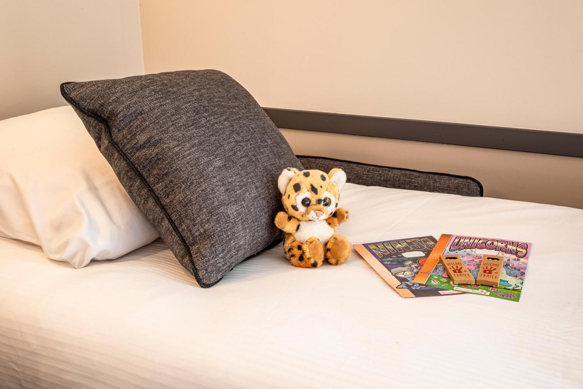 เมอร์เคียว อ็องกูเลิม - โฮเทล เดอ ฟร้องซ์ Hotel อองกูแลม ภายนอก รูปภาพ
